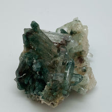 將圖片載入圖庫檢視器 Double Terminated Lemurian Quartz with Chloride Inclusions (WOW)
