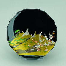 将图片加载到图库查看器，Japanese Lacquer Boxes
