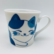 將圖片載入圖庫檢視器 Japanese Porcelain Cat Mug
