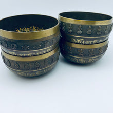 Load image into Gallery viewer, High-End Etched and Carved singing Bowl
