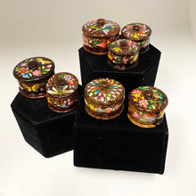 將圖片載入圖庫檢視器 Hand Lacquered Containers By Irma
