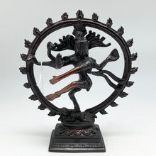 将图片加载到图库查看器，Brass Dancing Shiva Statues
