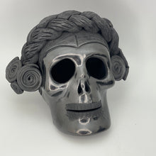 Cargar imagen en el visor de la galería, Black Pottery - Master Quality - Skulls
