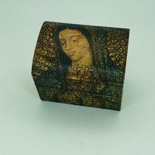 将图片加载到图库查看器，Folkart Antiqued Boxes
