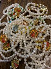 Cargar imagen en el visor de la galería, Guadalupe Bracelet
