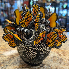 Cargar imagen en el visor de la galería, Black and Silver Monarch Skull, Mexico

