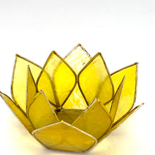 Load image into Gallery viewer, Capiz Shell Lotus 4” Tealights
