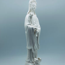 将图片加载到图库查看器，White Porcelain Quan Yin Fountain
