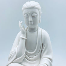 Cargar imagen en el visor de la galería, White Porcelain Contemplative Quan Yin
