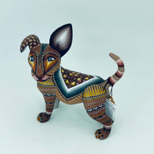 Load image into Gallery viewer, Dog Alebrije From San Martin, Mexico
