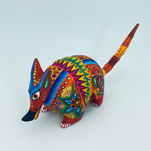 Cargar imagen en el visor de la galería, Bright Colored Small Alebrije
