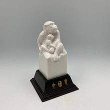 将图片加载到图库查看器，White Porcelain Zodiac Figures
