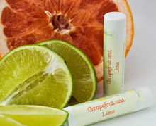 將圖片載入圖庫檢視器 Kaylin Swanson Designs Lip Balm
