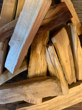 Charger l&#39;image dans la galerie, Palo Santo Stick Incense
