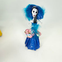 将图片加载到图库查看器，Paper Mache Catrina&#39;s (Small)
