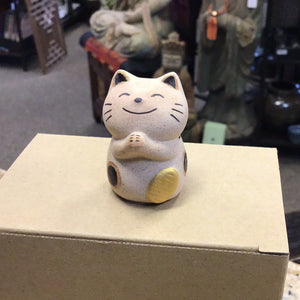 Japanese Ceramic Maneki Neko "Lucky Cat"