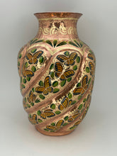 將圖片載入圖庫檢視器 Large Butterfly Copper Vase from Santa Clara Del Cobre
