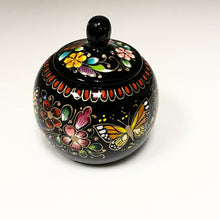 將圖片載入圖庫檢視器 Hand Lacquered Containers By Irma
