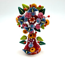 將圖片載入圖庫檢視器 Painted Clay Pieces From Metepec
