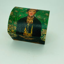 将图片加载到图库查看器，Folkart Antiqued Boxes
