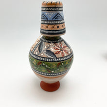 将图片加载到图库查看器，Grand Master Burnished Vessels
