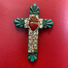 將圖片載入圖庫檢視器 Hand Carved Milagro Cross
