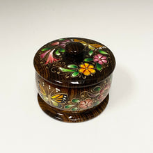 將圖片載入圖庫檢視器 Hand Lacquered Containers By Irma
