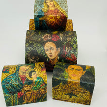 将图片加载到图库查看器，Folkart Antiqued Boxes
