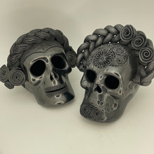 將圖片載入圖庫檢視器 Black Pottery - Master Quality - Skulls
