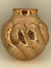Load image into Gallery viewer, Med Copper with inlay Vase from Santa Clara Del Cobre

