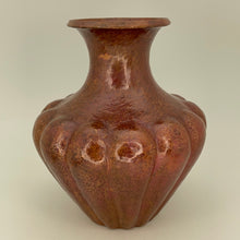 Cargar imagen en el visor de la galería, Scalloped Copper Vase from Santa Clara Del Cobre
