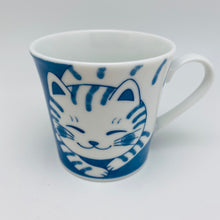 將圖片載入圖庫檢視器 Japanese Porcelain Cat Mug
