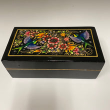 Cargar imagen en el visor de la galería, Hand Painted Lacquered Boxes, By Irma
