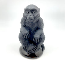 将图片加载到图库查看器，Hand Carved Obsidian Monkey (Small)
