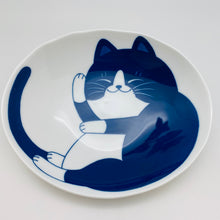 Load image into Gallery viewer, Japanese Porcelain Cat Bowls
