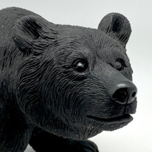 将图片加载到图库查看器，Hand Carved Obsidian Bear
