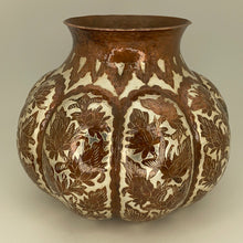 Load image into Gallery viewer, Med Copper with inlay Vase from Santa Clara Del Cobre
