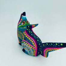 Cargar imagen en el visor de la galería, Bright Colored Small Alebrije
