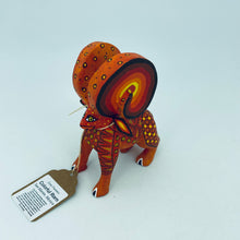 將圖片載入圖庫檢視器 Small Alebrije From San Martin, Mexico
