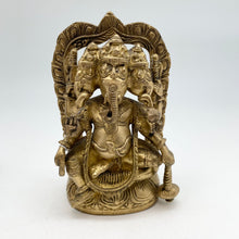 Cargar imagen en el visor de la galería, Brass Ganesh Statues
