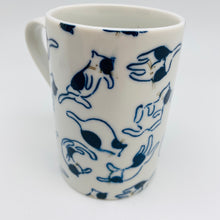 將圖片載入圖庫檢視器 Japanese Porcelain Cat Mug
