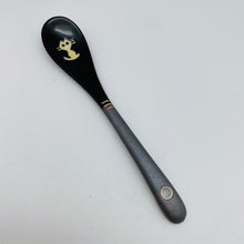 將圖片載入圖庫檢視器 Japanese Porcelain Dog Cat Spoons
