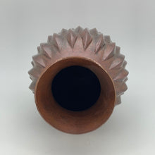 將圖片載入圖庫檢視器 Med Scalloped Copper Vase from Santa Clara Del Cobre
