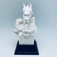 将图片加载到图库查看器，White Porcelain Zodiac Figures
