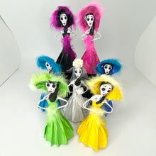 将图片加载到图库查看器，Paper Mache Catrina&#39;s (Small)
