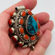 Load image into Gallery viewer, Vintage Himalayan Ghau Pendant
